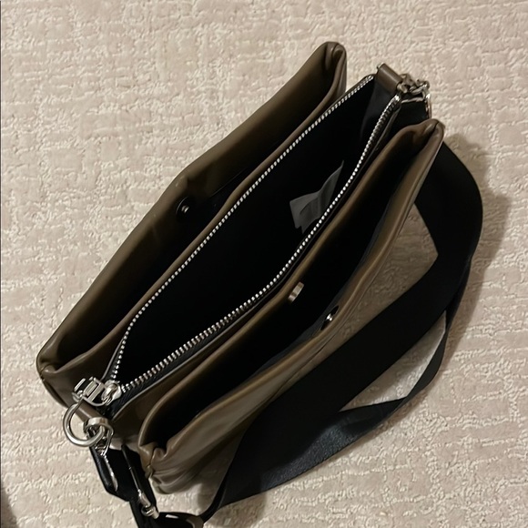 Parfois textured crossbody in Brown - Picture 3 of 3